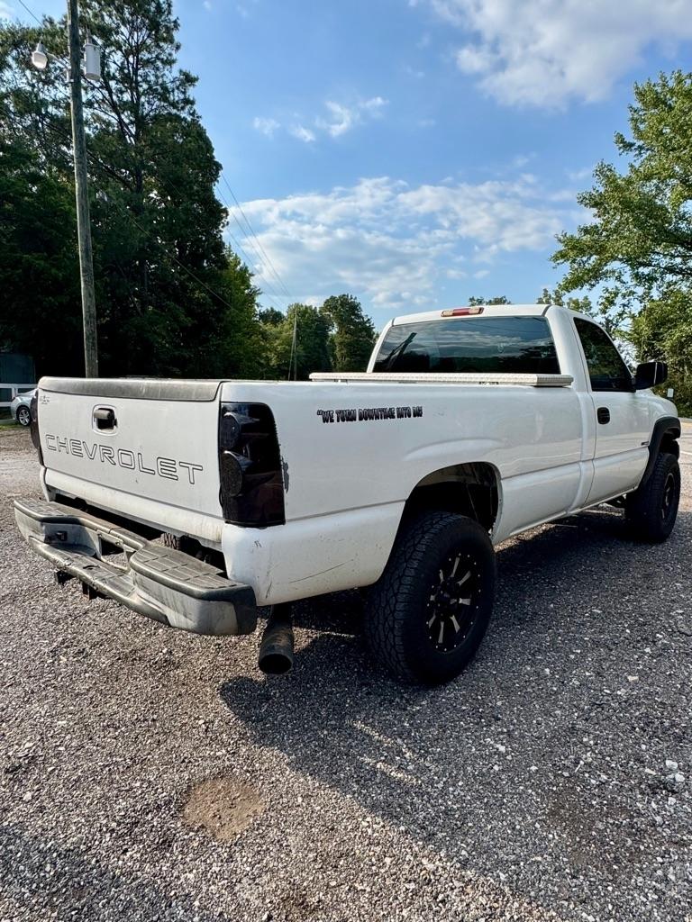 Chevrolet Silverado 2500HD Reg Cab 133" WB 2001