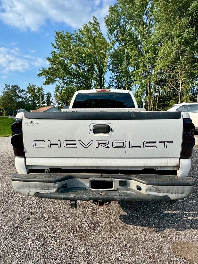 Chevrolet Silverado 2500HD Reg Cab 133" WB 2001