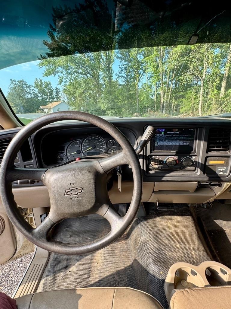 Chevrolet Silverado 2500HD Reg Cab 133" WB 2001