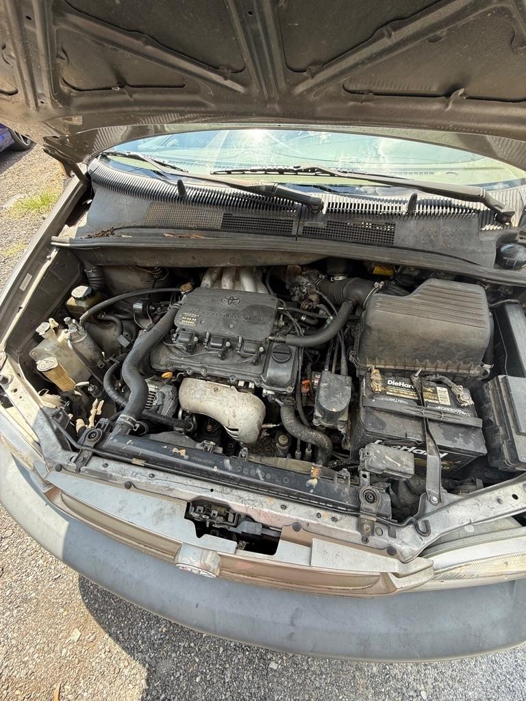Toyota Sienna 5dr CE 1999