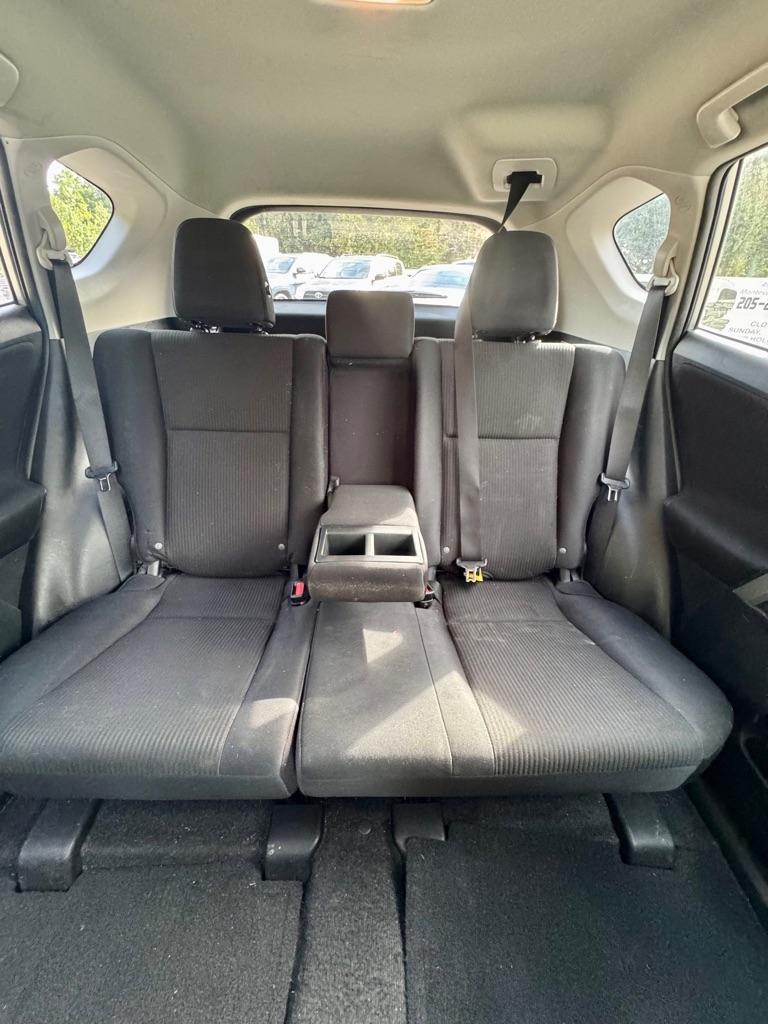 Toyota RAV4 FWD 4dr LE (Natl) 2016