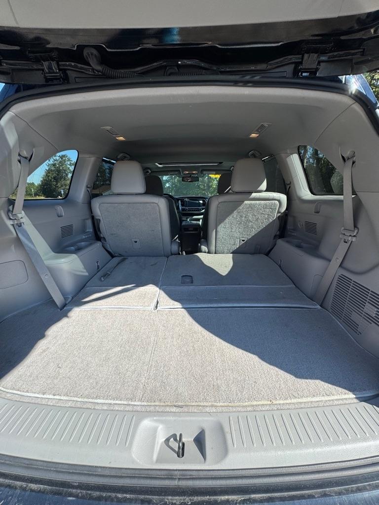 Toyota Highlander FWD 4dr V6 Limited (Natl) 2015