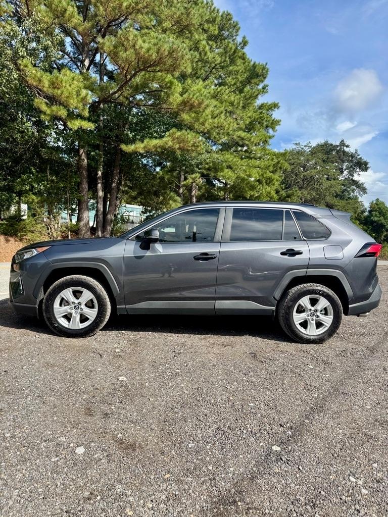 Toyota RAV4 XLE AWD (Natl) 2019