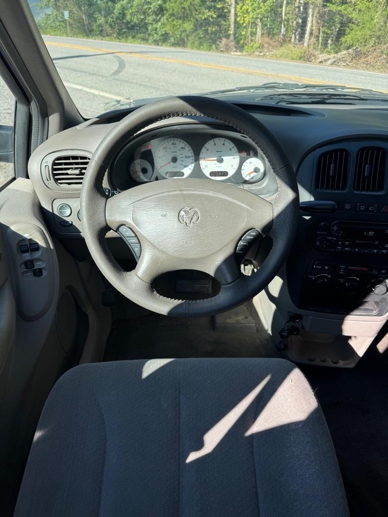 Dodge Caravan 4dr Grand Sport 119" WB 2003