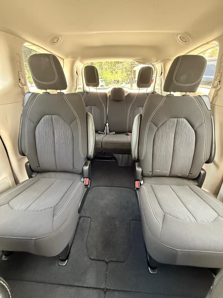Chrysler Voyager LX FWD 2024