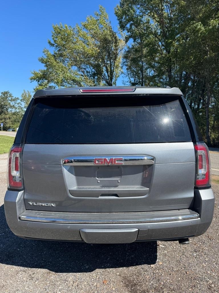 GMC Yukon 2WD 4dr Denali 2019
