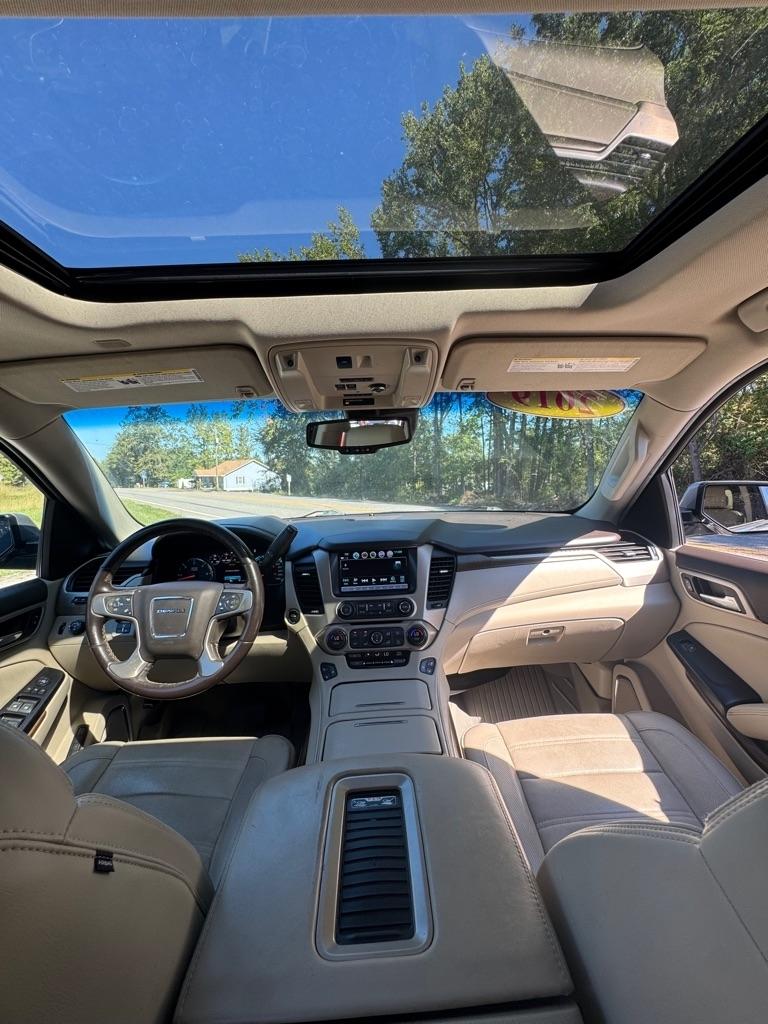 GMC Yukon 2WD 4dr Denali 2019