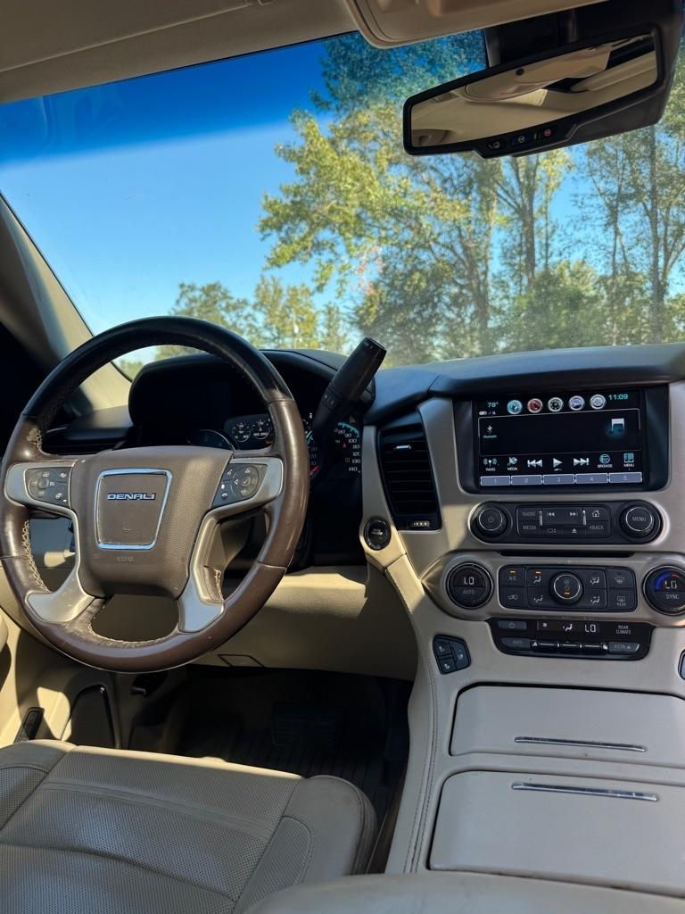 GMC Yukon 2WD 4dr Denali 2019