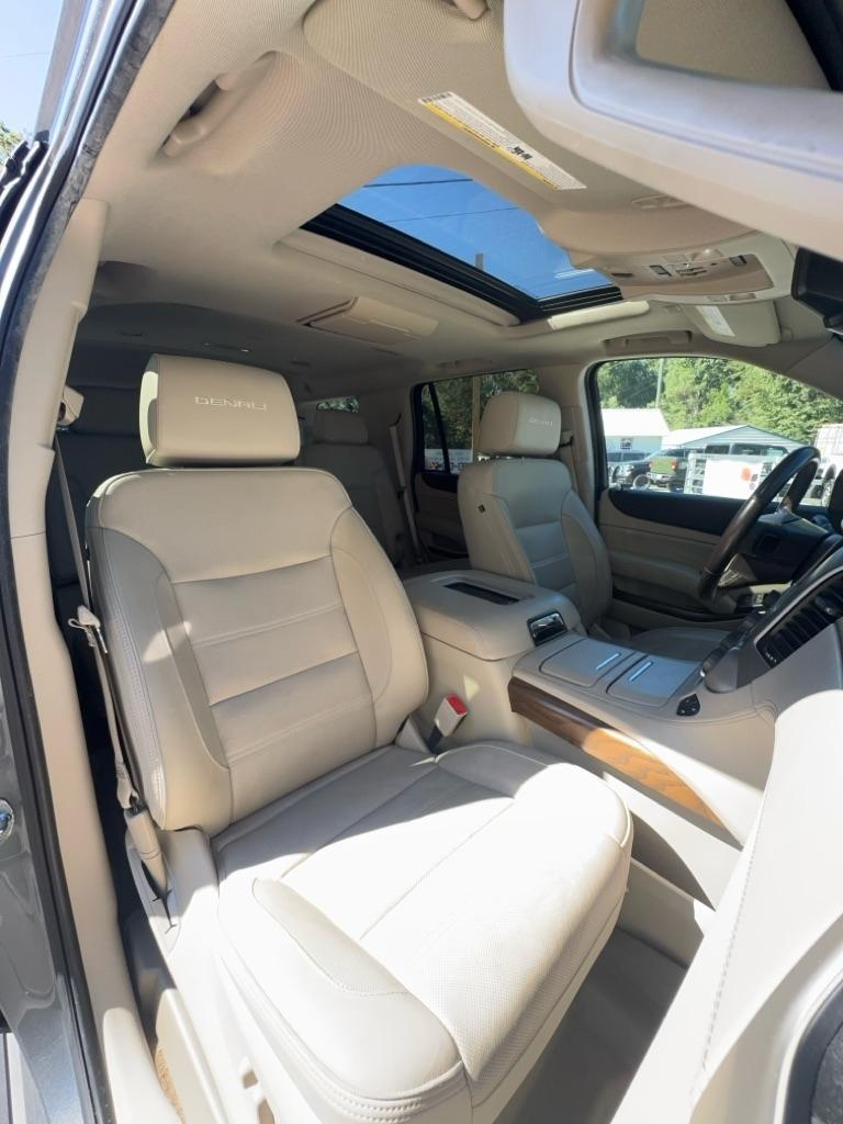 GMC Yukon 2WD 4dr Denali 2019