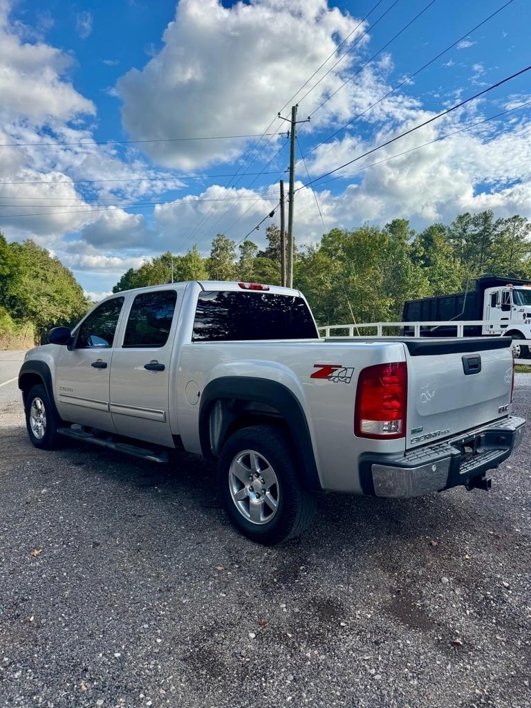 GMC Sierra 1500 4WD Crew Cab 143.5" SLE 2011