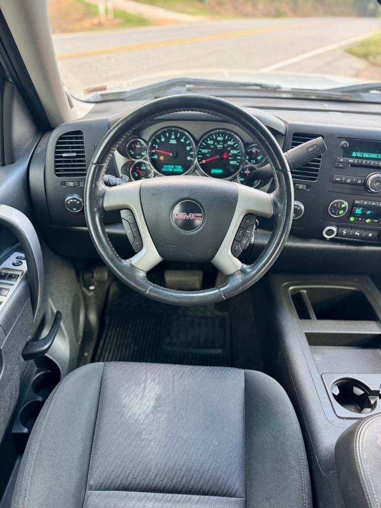 GMC Sierra 1500 4WD Crew Cab 143.5" SLE 2011