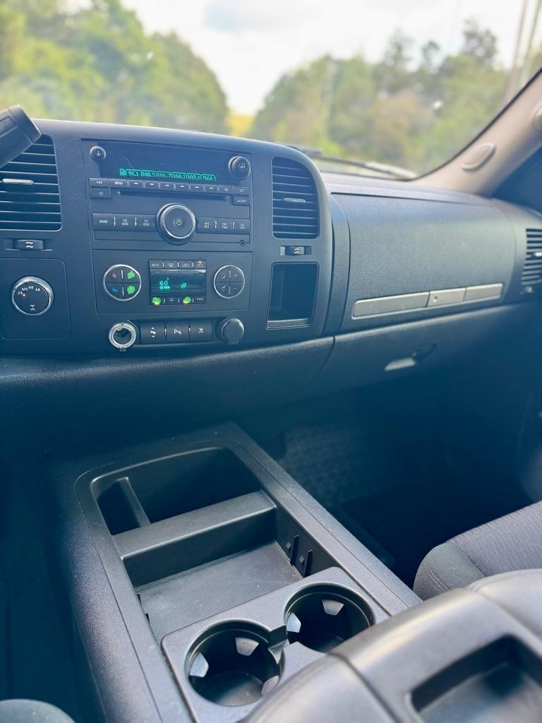 GMC Sierra 1500 4WD Crew Cab 143.5" SLE 2011