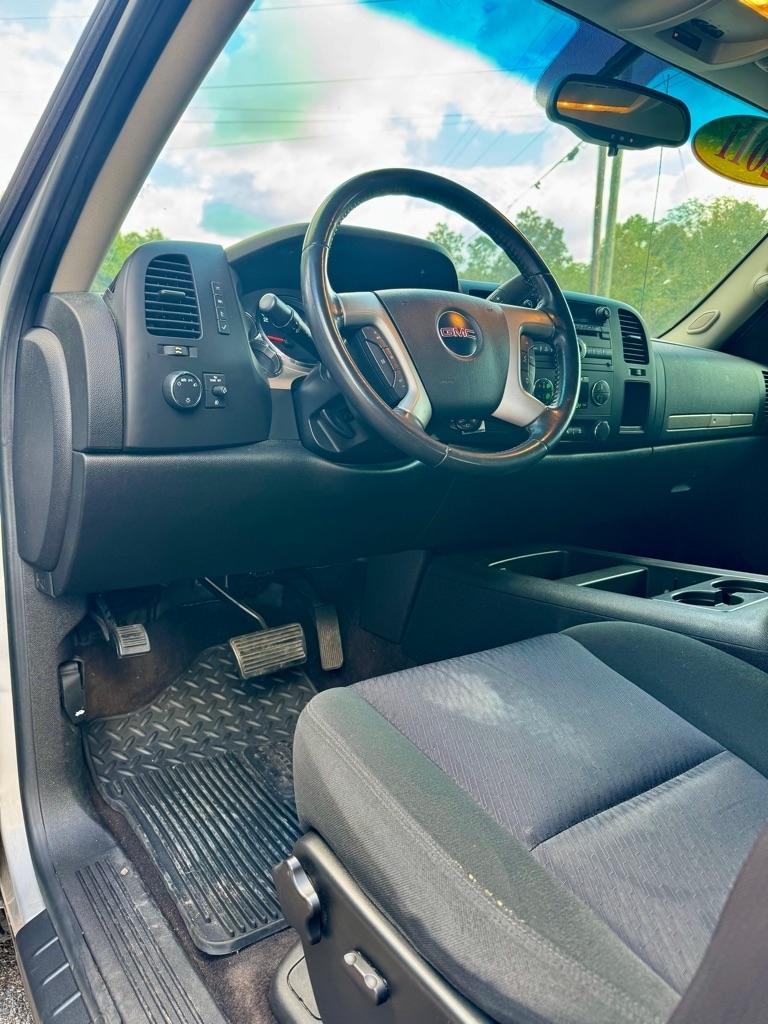GMC Sierra 1500 4WD Crew Cab 143.5" SLE 2011