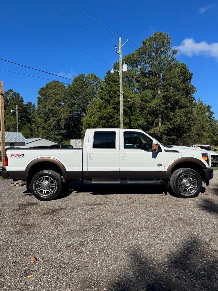 Ford Super Duty F-350 SRW 4WD Crew Cab 172" King Ranch 2015