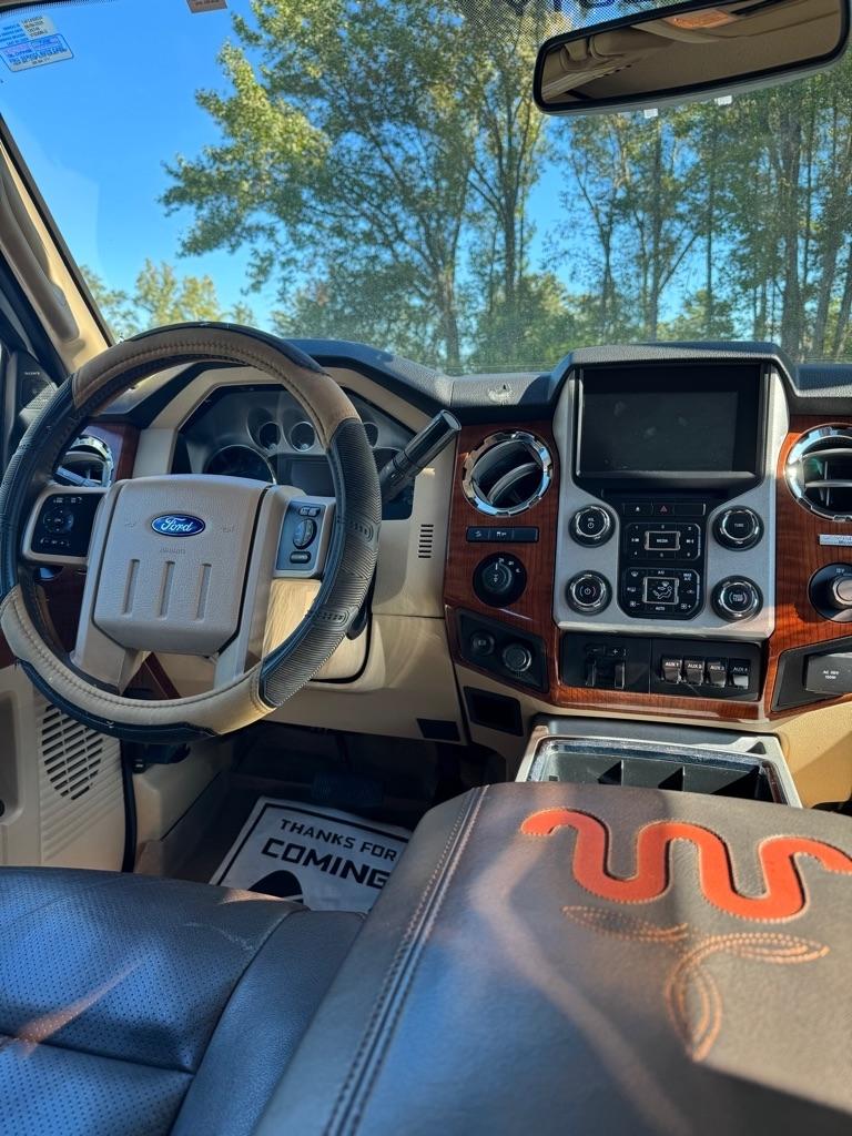 Ford Super Duty F-350 SRW 4WD Crew Cab 172" King Ranch 2015