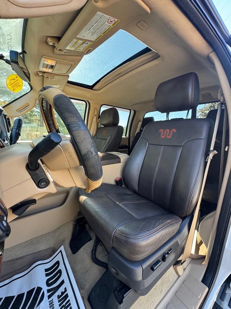 Ford Super Duty F-350 SRW 4WD Crew Cab 172" King Ranch 2015