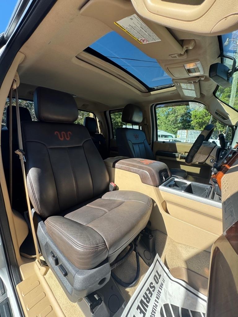 Ford Super Duty F-350 SRW 4WD Crew Cab 172" King Ranch 2015