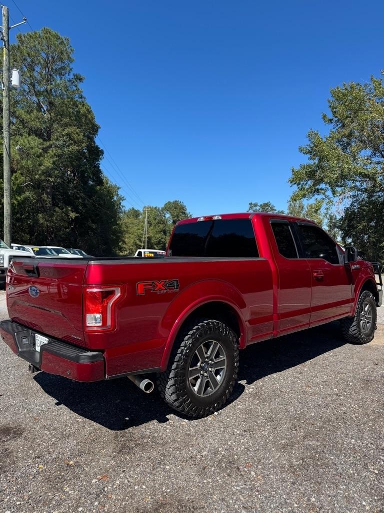 Ford F-150 4WD SuperCab 163" Lariat w/HD Payload Pkg 2015