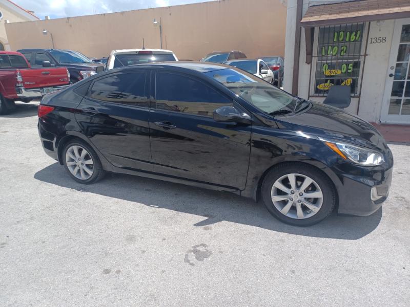 Hyundai Accent GLS 4-Door 2014