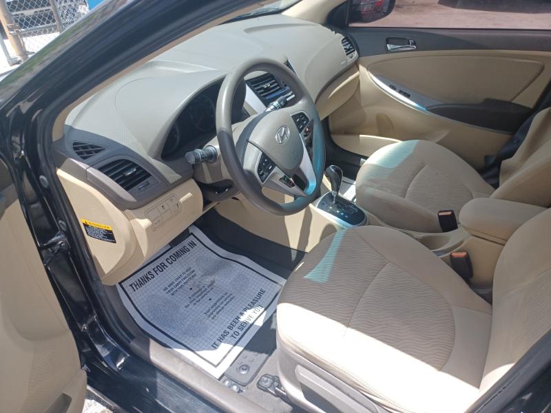Hyundai Accent GLS 4-Door 2014