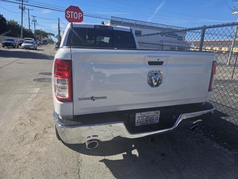 RAM 1500 2WD Crew Cab 149" Lone Star 2022