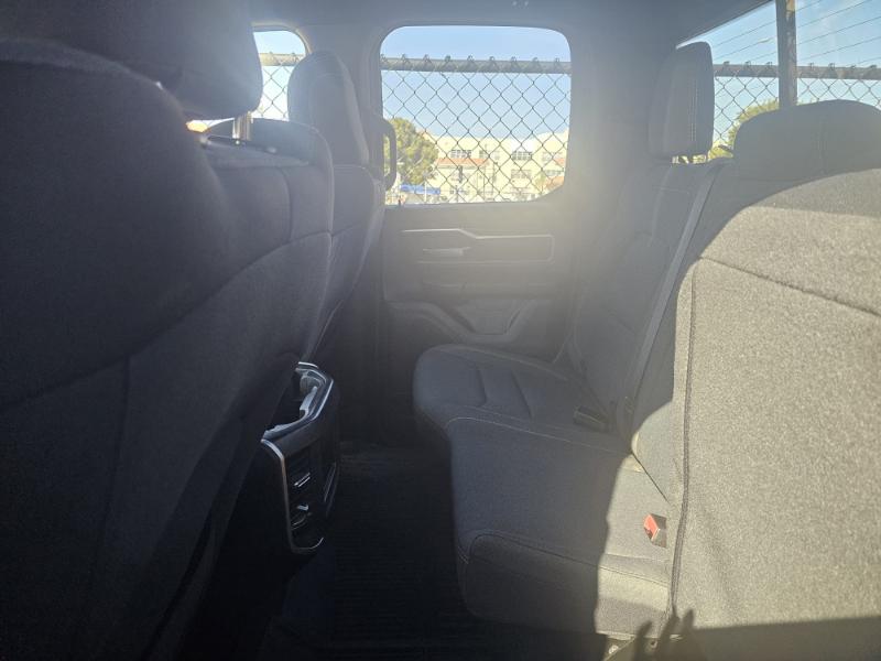 RAM 1500 2WD Crew Cab 149" Lone Star 2022