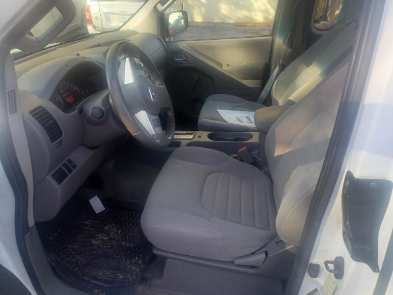 Nissan Frontier SV King Cab I4 5MT 2WD 2015