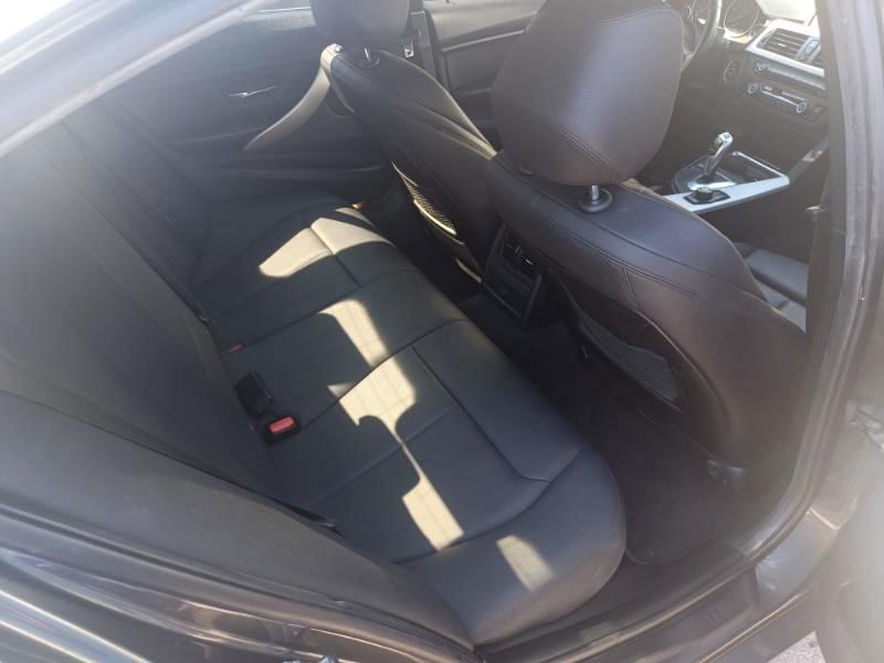 BMW 3-Series 320i Sedan 2015