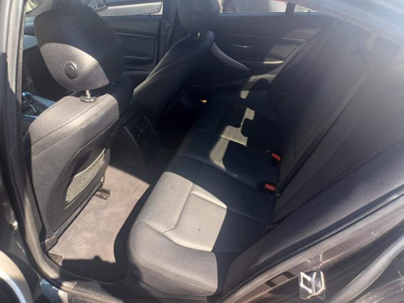 BMW 3-Series 320i Sedan 2015