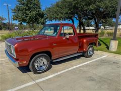 1977 Dodge D100  1977 Dodge D100