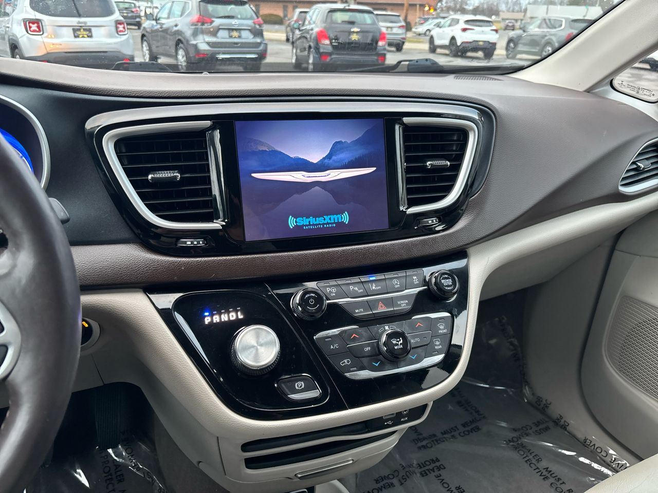 Chrysler Pacifica Touring L 2020