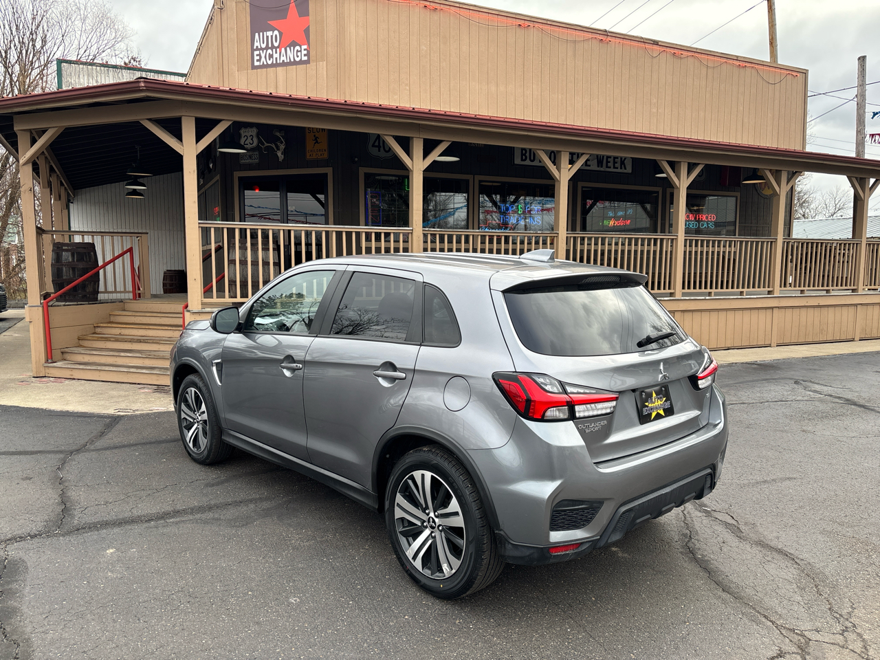Mitsubishi Outlander Sport  2022