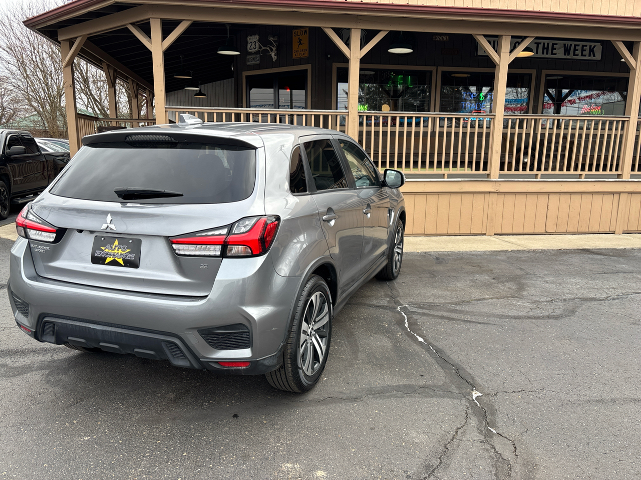 Mitsubishi Outlander Sport  2022