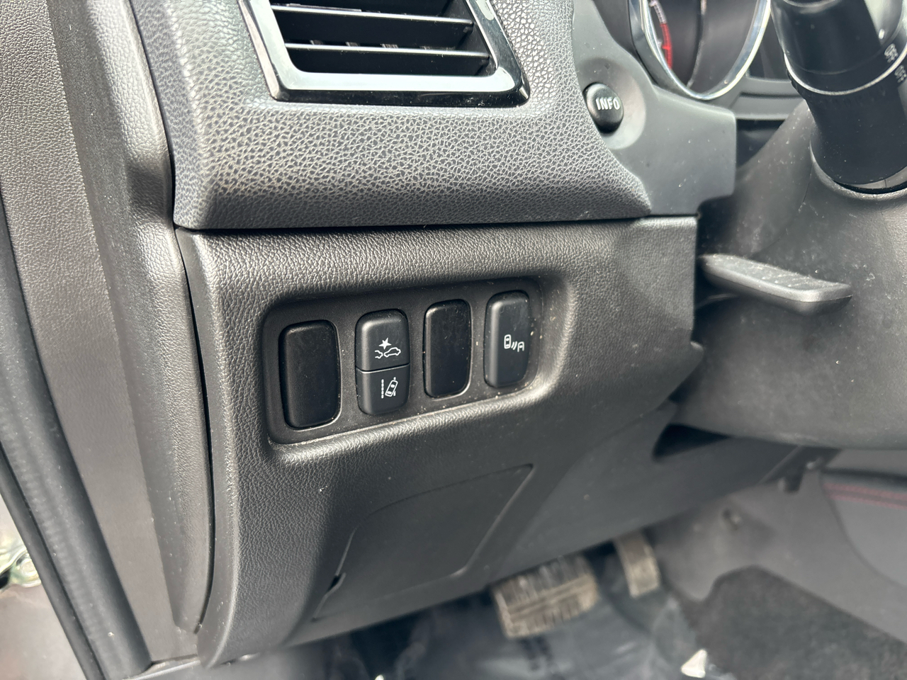 Mitsubishi Outlander Sport  2022