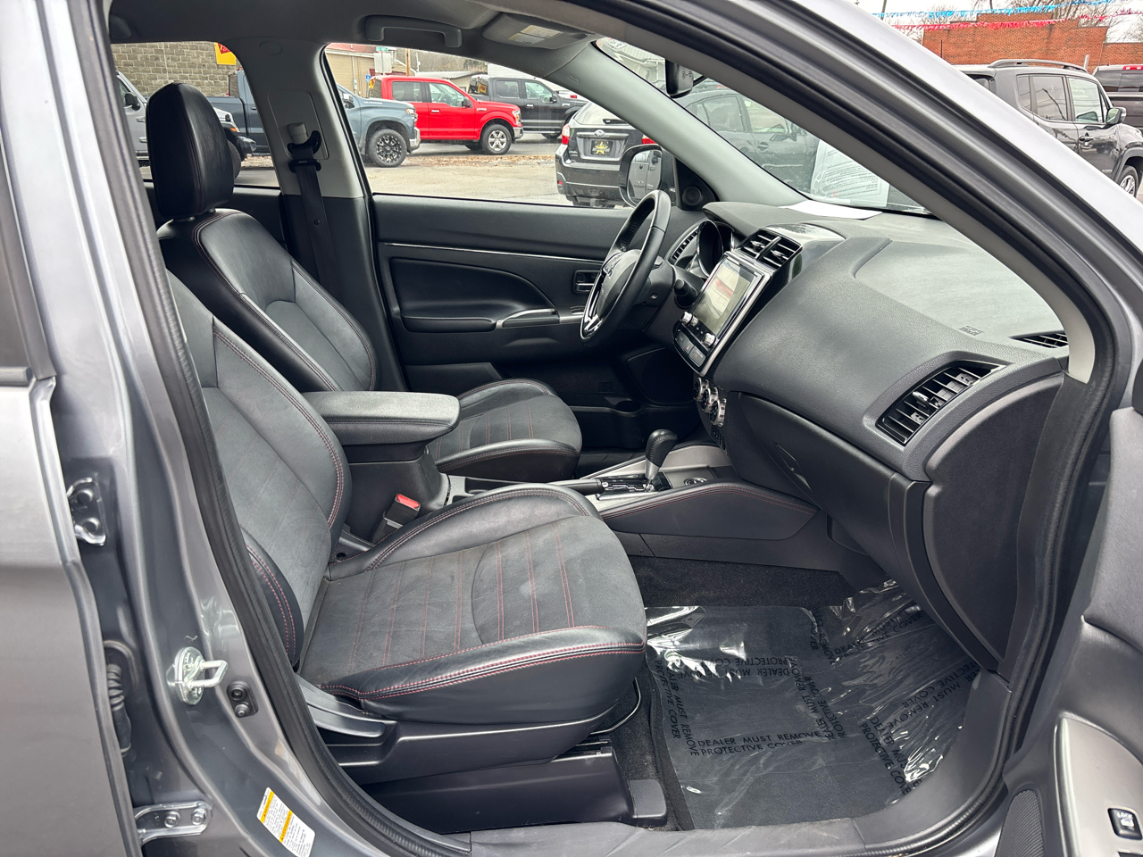 Mitsubishi Outlander Sport  2022