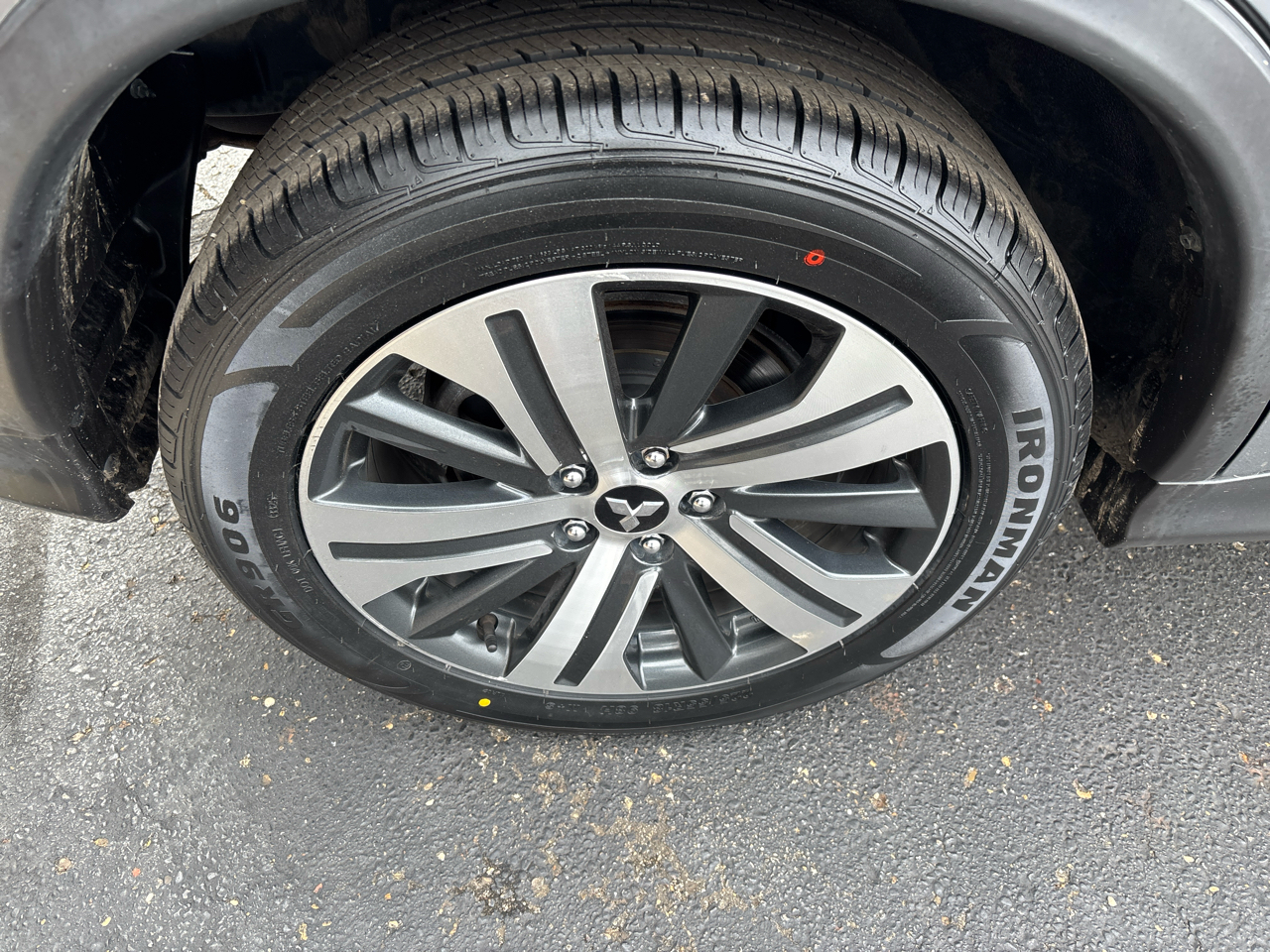 Mitsubishi Outlander Sport  2022