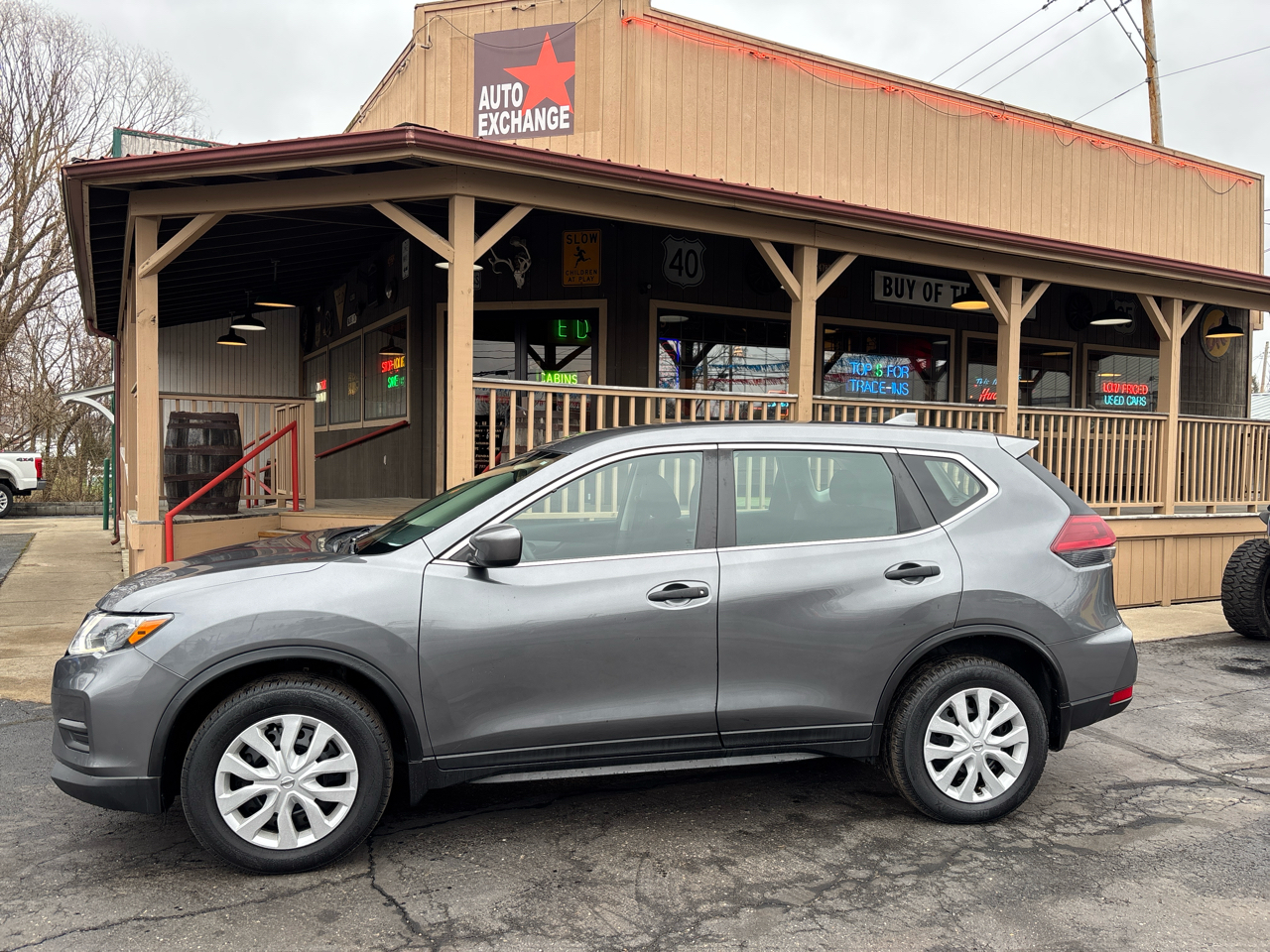 2019 Nissan Rogue S's photo