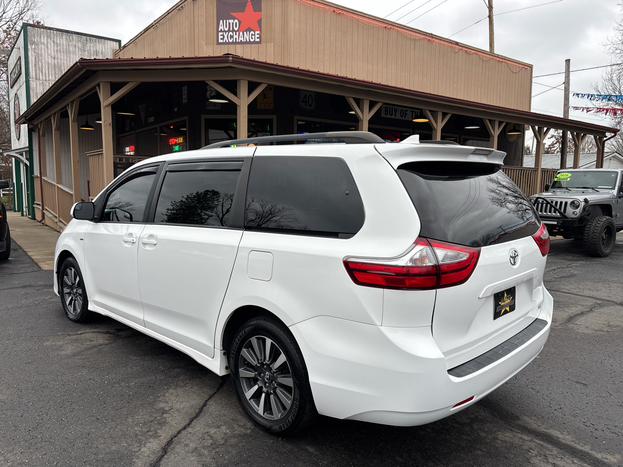 Toyota Sienna  2019