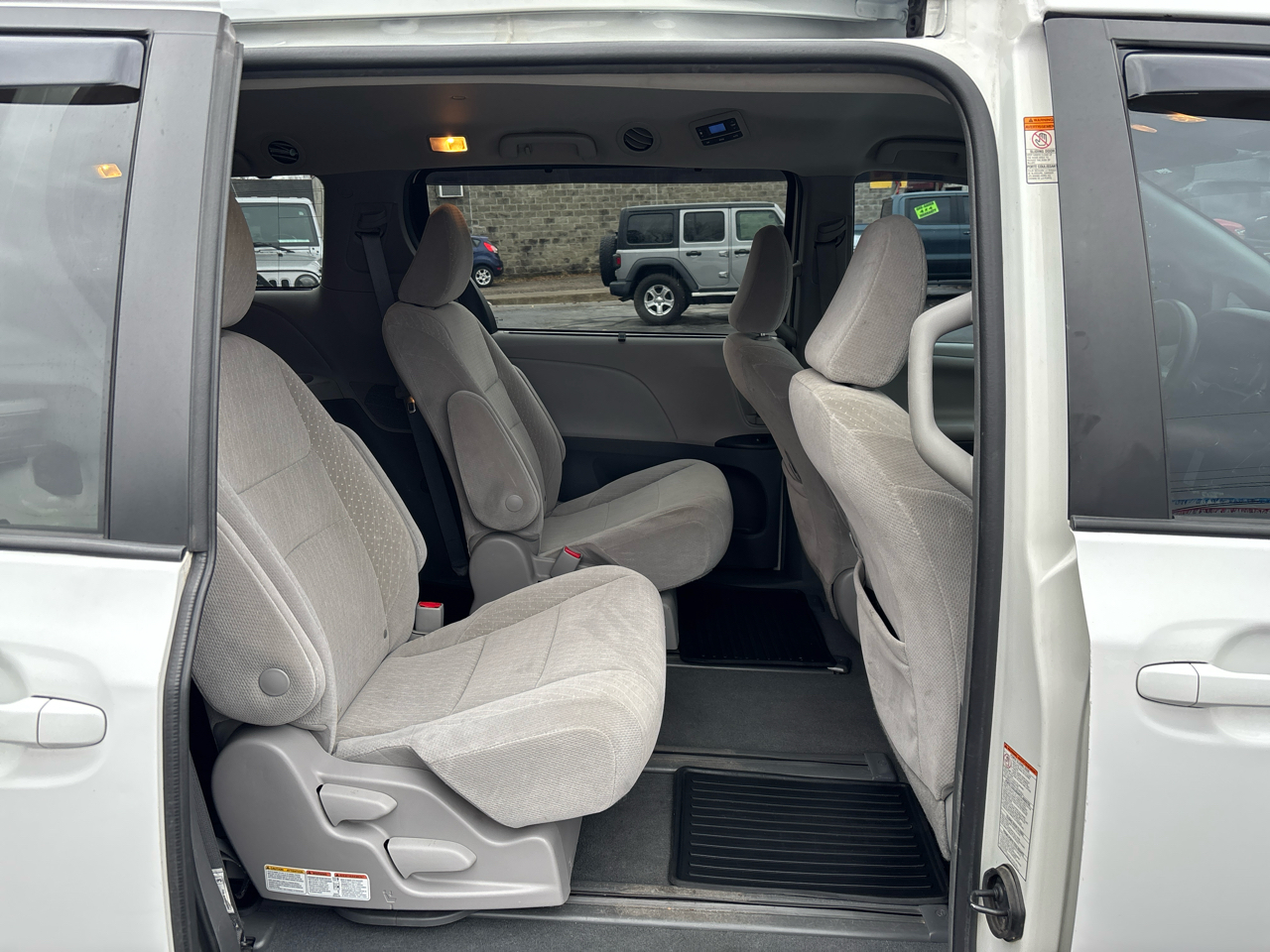 Toyota Sienna  2019