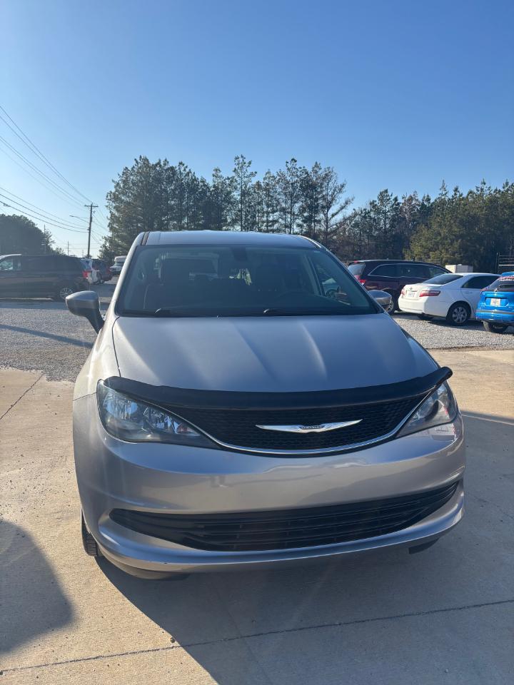 Chrysler Pacifica Touring 2017