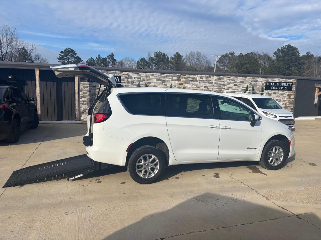 Chrysler Voyager LX 2023