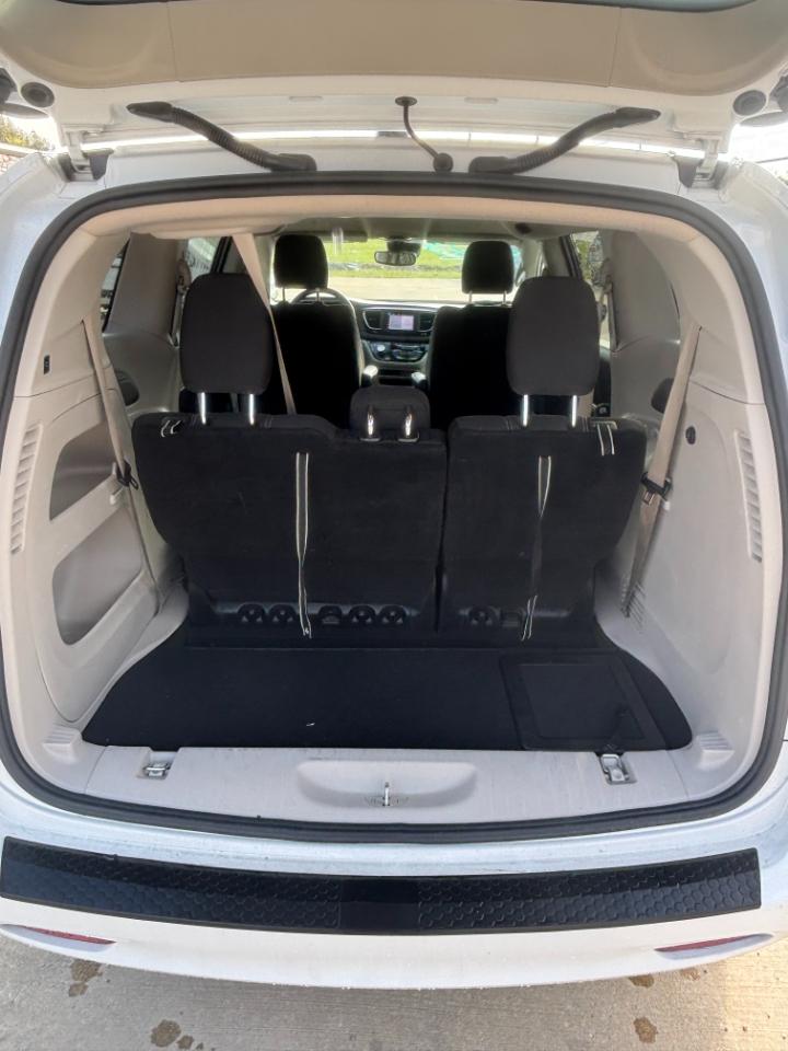 Chrysler Voyager LX 2023