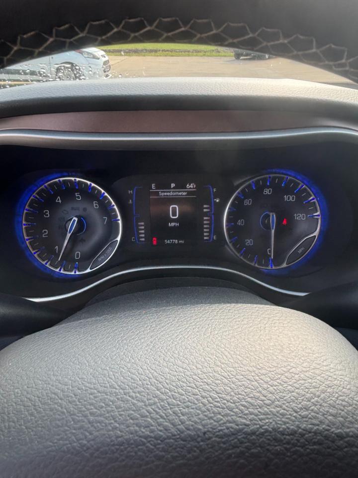 Chrysler Voyager LX 2023