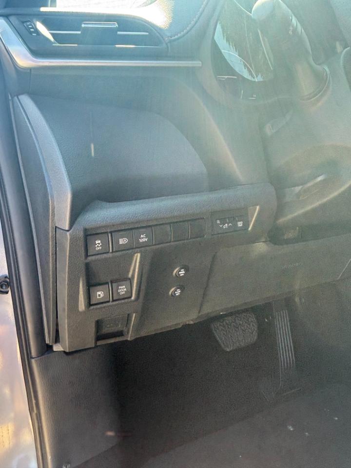 Toyota Sienna XSE 7-Passenger AWD 2023