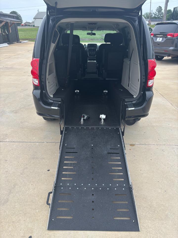 Dodge Grand Caravan SXT 2013
