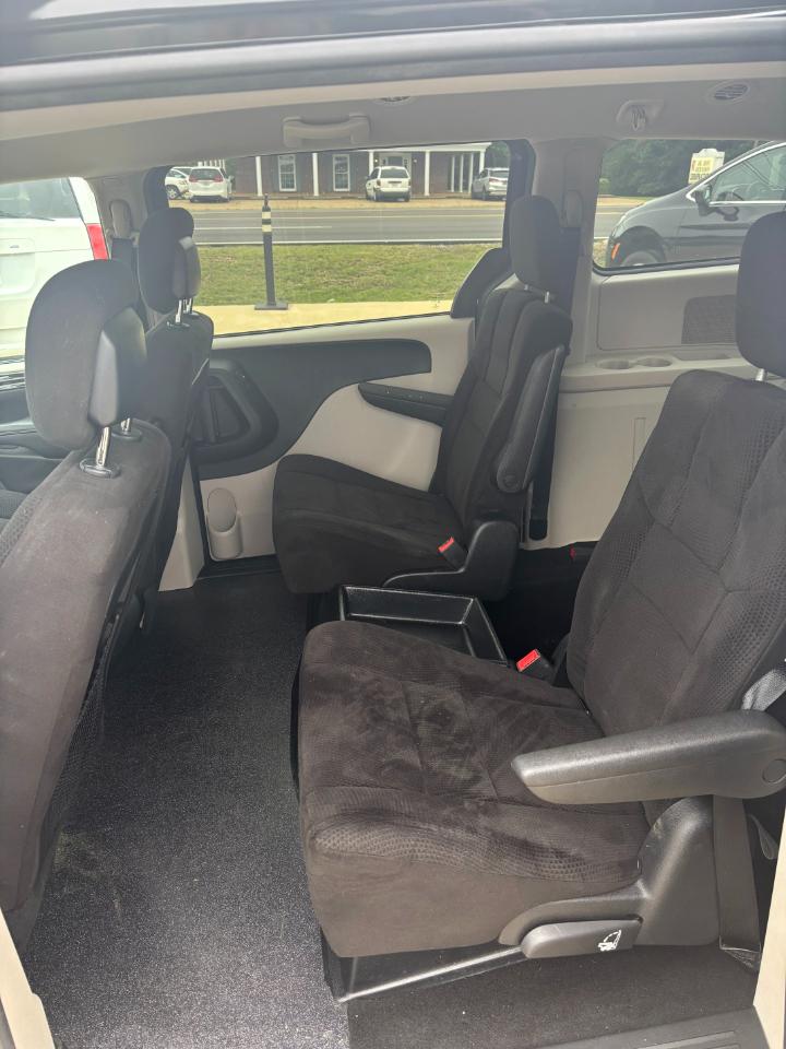 Dodge Grand Caravan SXT 2013