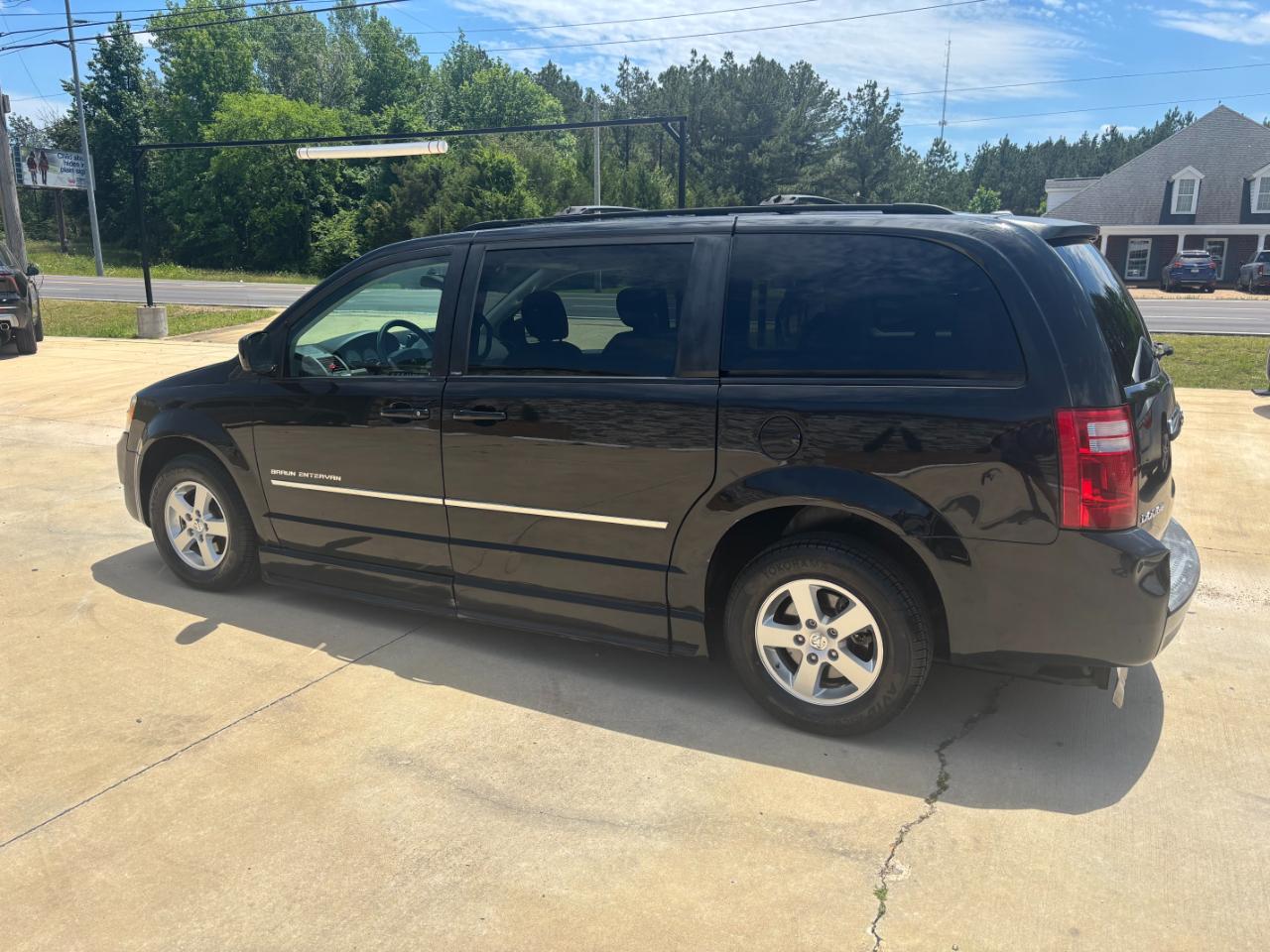 Dodge Grand Caravan SXT 2010