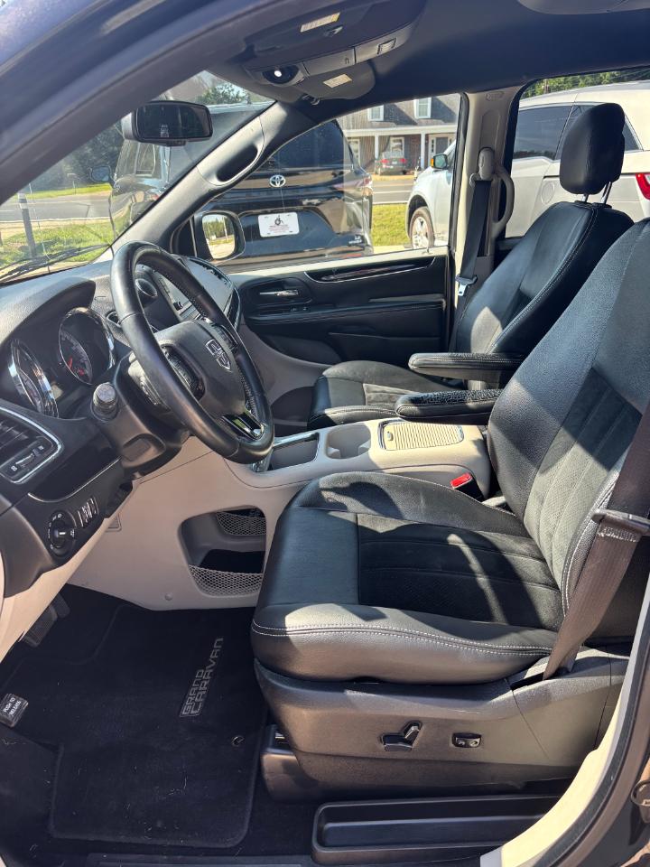 Dodge Grand Caravan SXT 2017