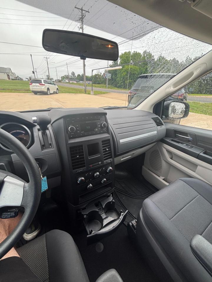Dodge Grand Caravan SE 2008
