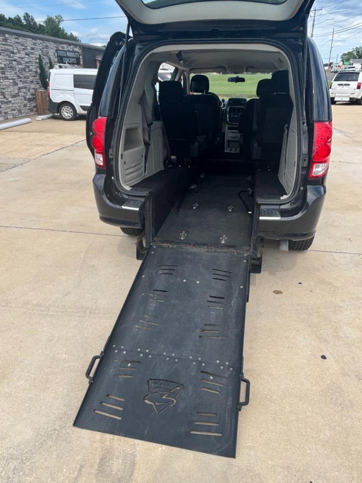 Dodge Grand Caravan SE 2016